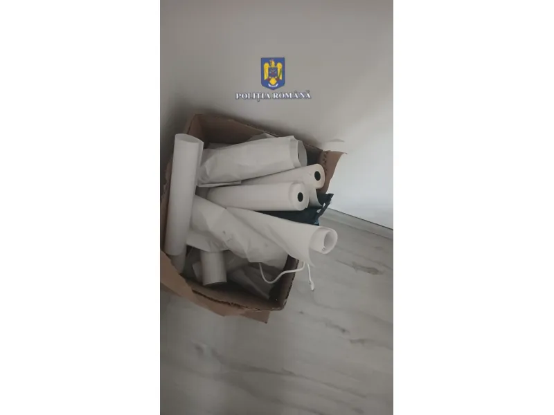 Percheziții la persoane cercetate pentru decontare, în mod ilegal, de vouchere SGR (FOTO) – foto 2