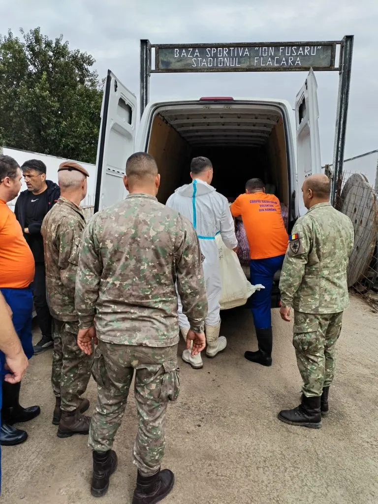 Asociația Corpul Salvatorilor Voluntari din România, în sprijinul românilor afectați de inundațiile devastatoare din Galați – foto 7