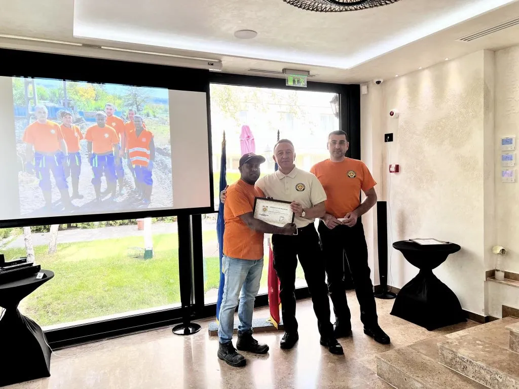 Voluntari din Sri Lanka, răsplătiți pentru solidaritate de către Corpul Salvatorilor Voluntari din România – foto 4