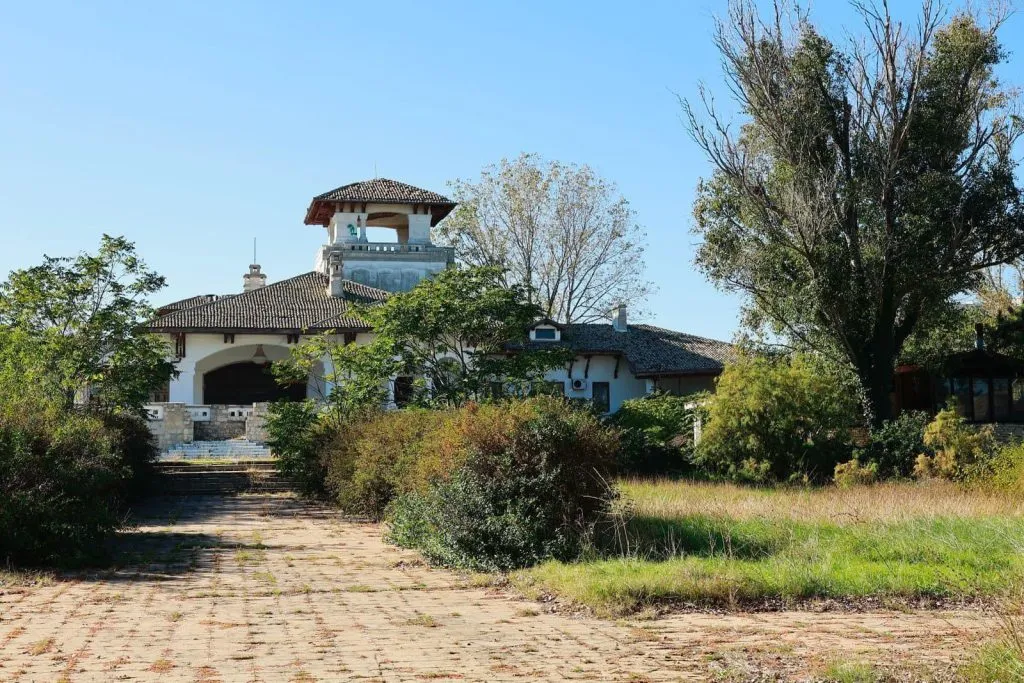 Încă un pas în procesul de reabilitare a Palatului Reginei Maria din Mamaia – foto 2