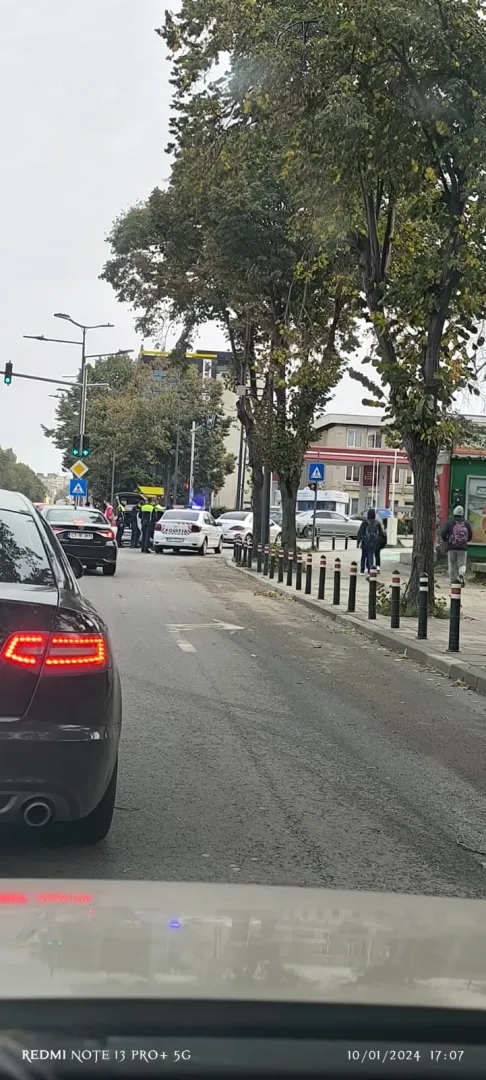 Traficul, dat peste cat din cauza ploilor