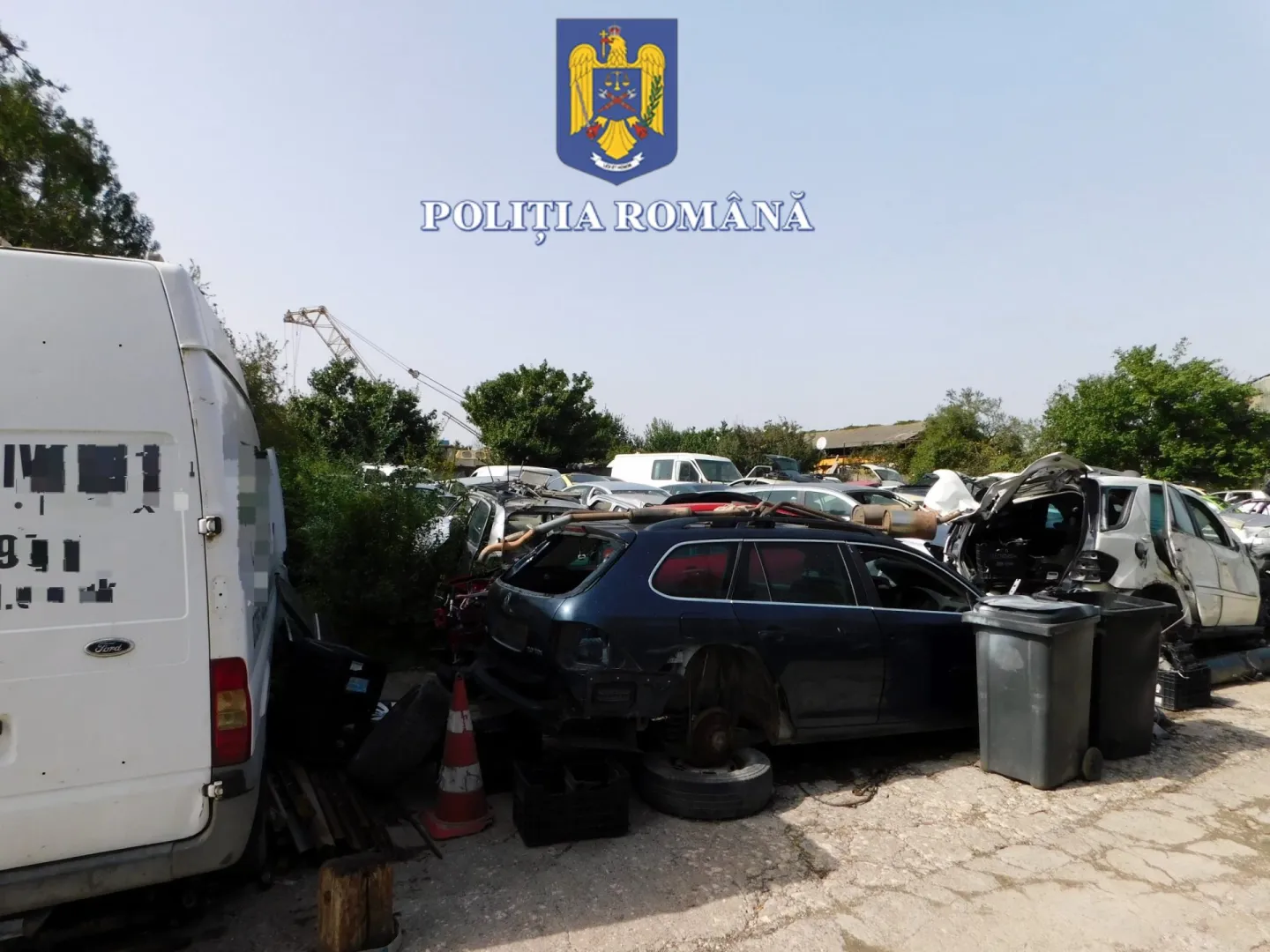 Firmele de dezmembrări auto, controlate de polițiștii constănțeni. Amenzi în valoare totală de 75.000 de lei