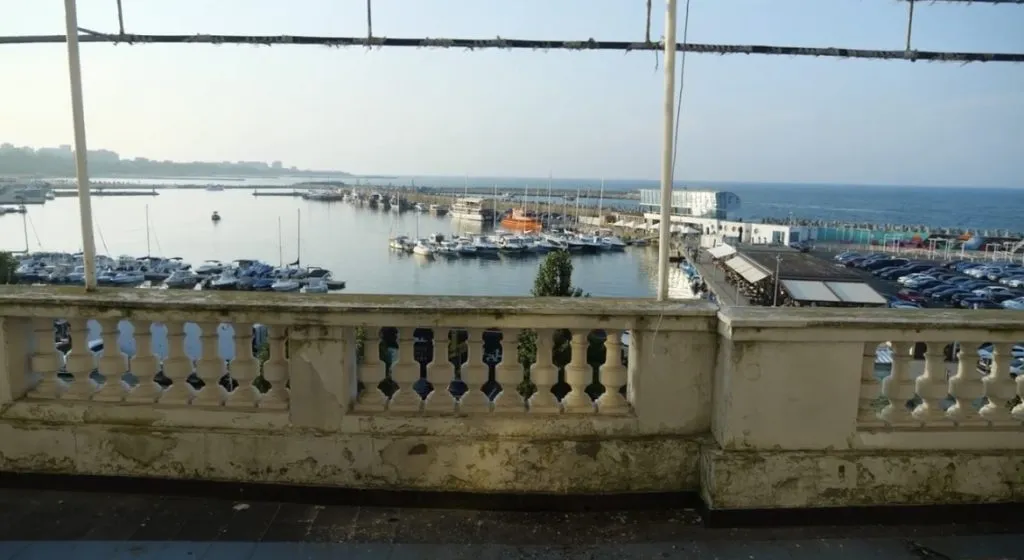 Hotelul Palace, un spectacol arhitectural. Imagini din interior (FOTO)  – foto 21