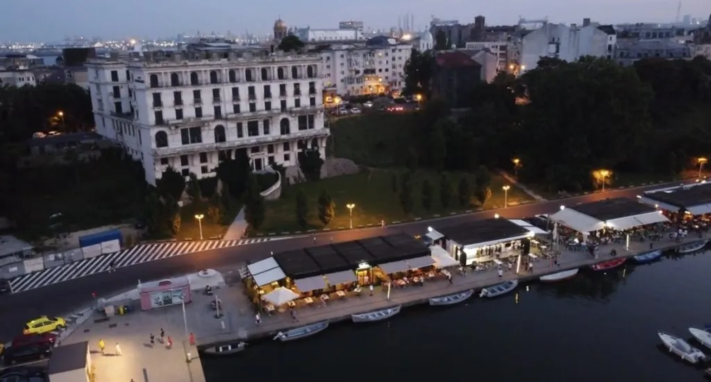 Hotelul Palace, un spectacol arhitectural. Imagini din interior (FOTO)  – foto 22