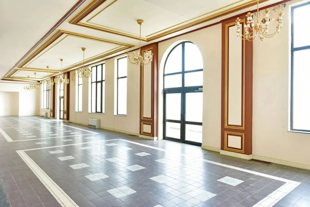 Hotelul Palace, un spectacol arhitectural. Imagini din interior (FOTO)  – foto 10