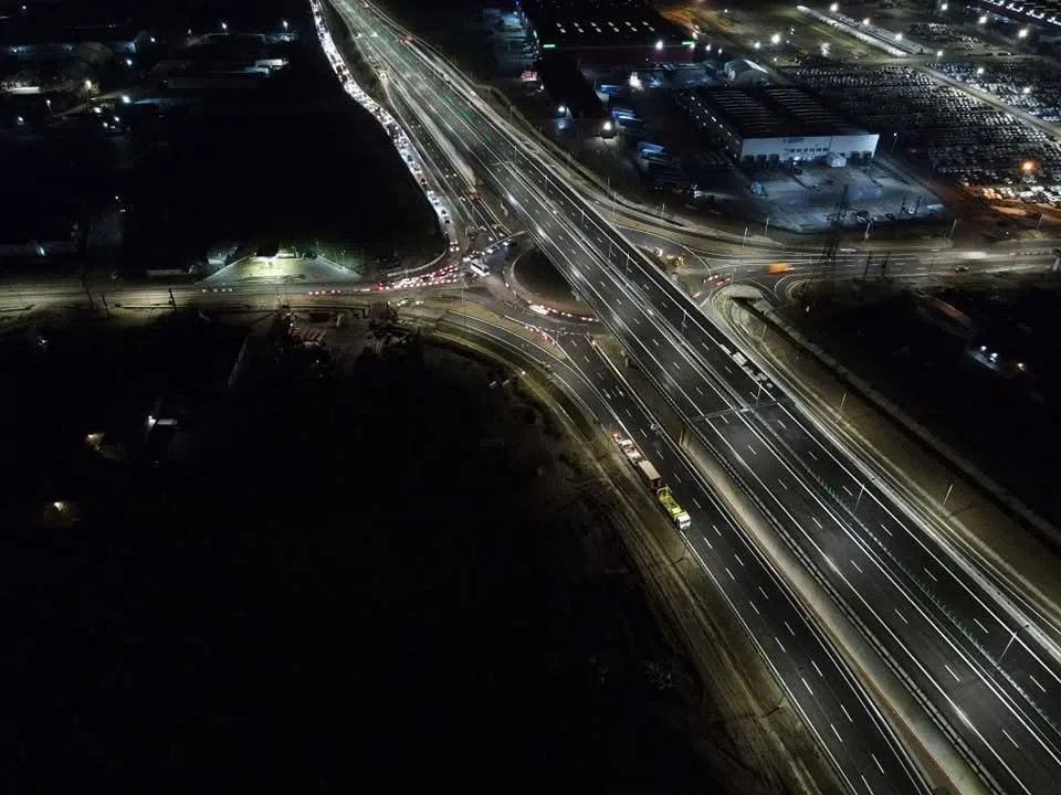 Ultimele pregătiri pentru deschiderea primilor 15,7 kilometri din secțiunea 5 a Autostrăzii Sibiu-Pitești – foto 2
