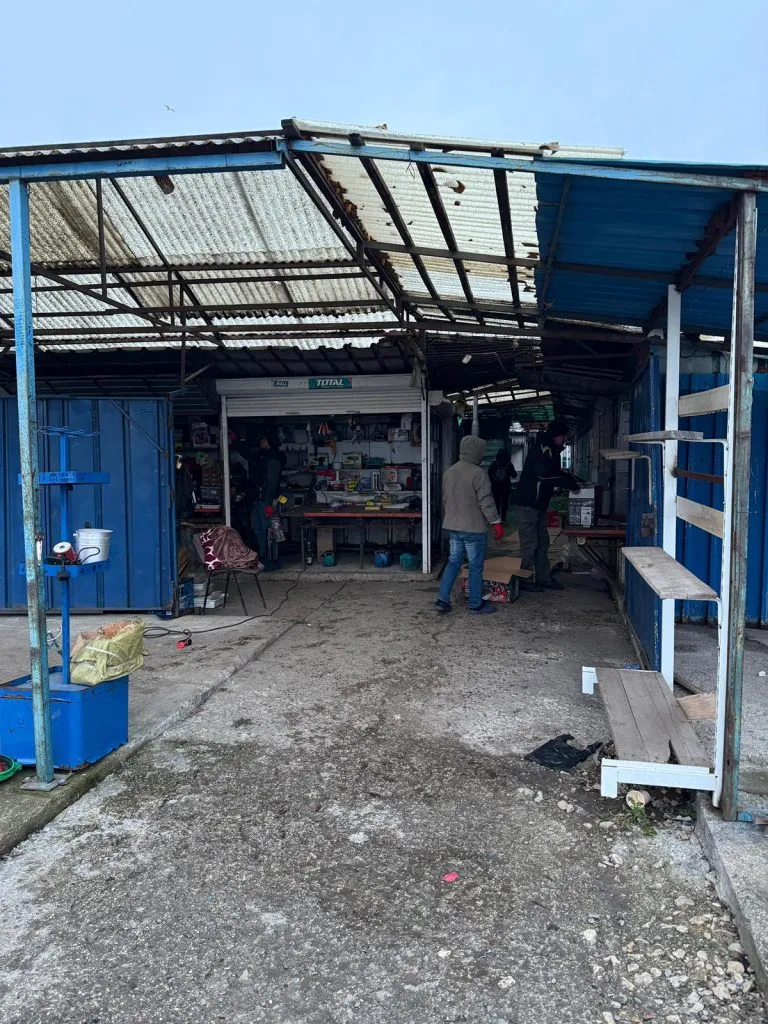 Sfârșit pentru Bazarul „La Ruși”. Se pune „punct” unei istorii de aproape 3 decenii – foto 3
