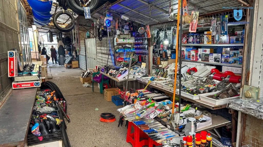 Bazarul de pe strada Eliberării din Constanța devine oficial istorie. Când începe demolarea – foto 3
