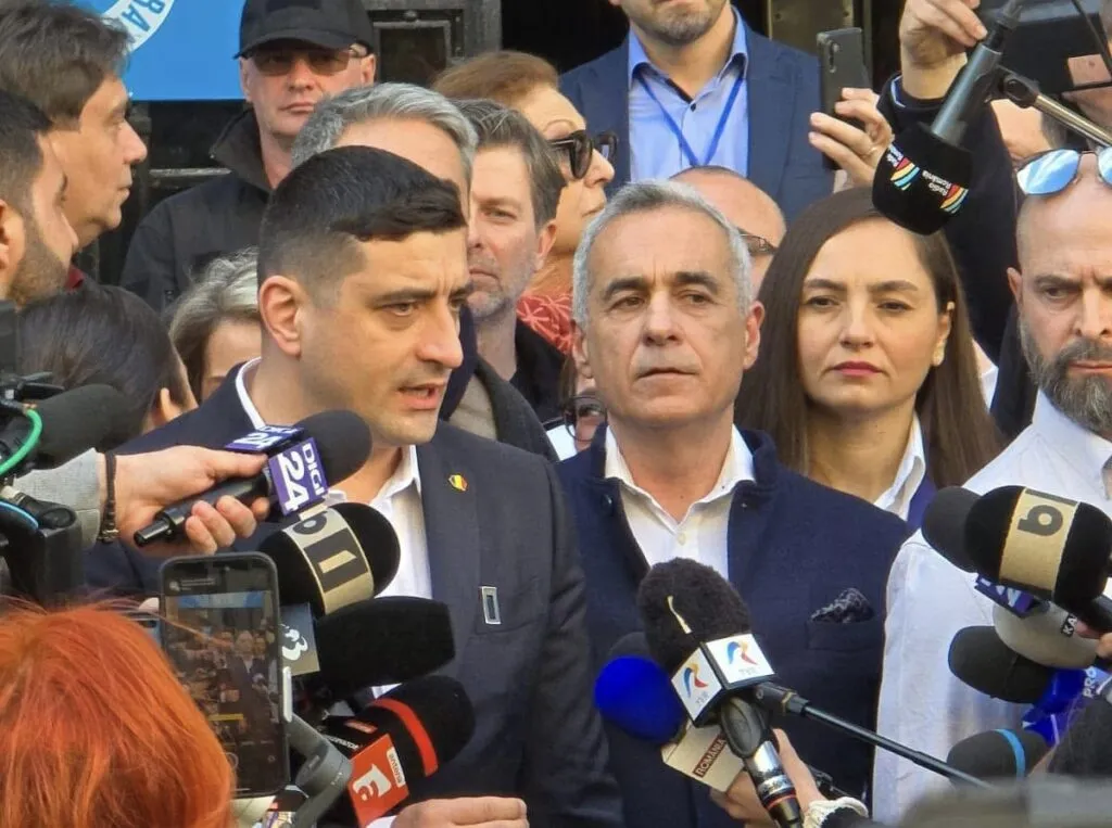 Om bogat, om sărac? Sau om bogat pentru… om sărac? Iată ce averi au cei care candidează la prezidențiale – foto 6