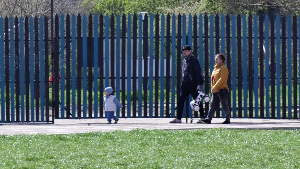 Parcul Tăbăcărie, „aproape gata” după un an și jumătate de lucrări. Realitatea LOR vs Realitatea NOASTRĂ – foto 14