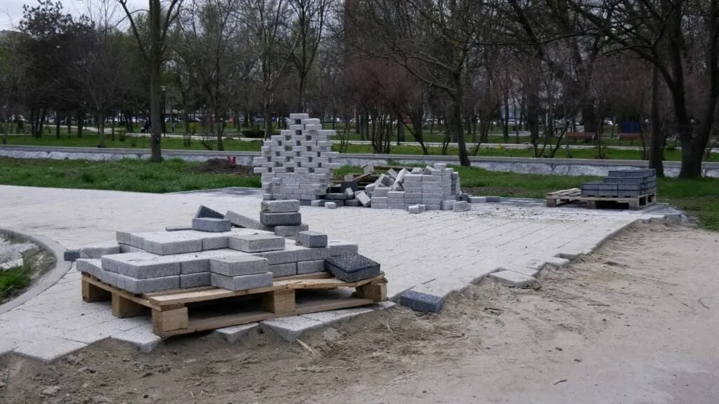 Parcul Tăbăcărie, „aproape gata” după un an și jumătate de lucrări. Realitatea LOR vs Realitatea NOASTRĂ – foto 4