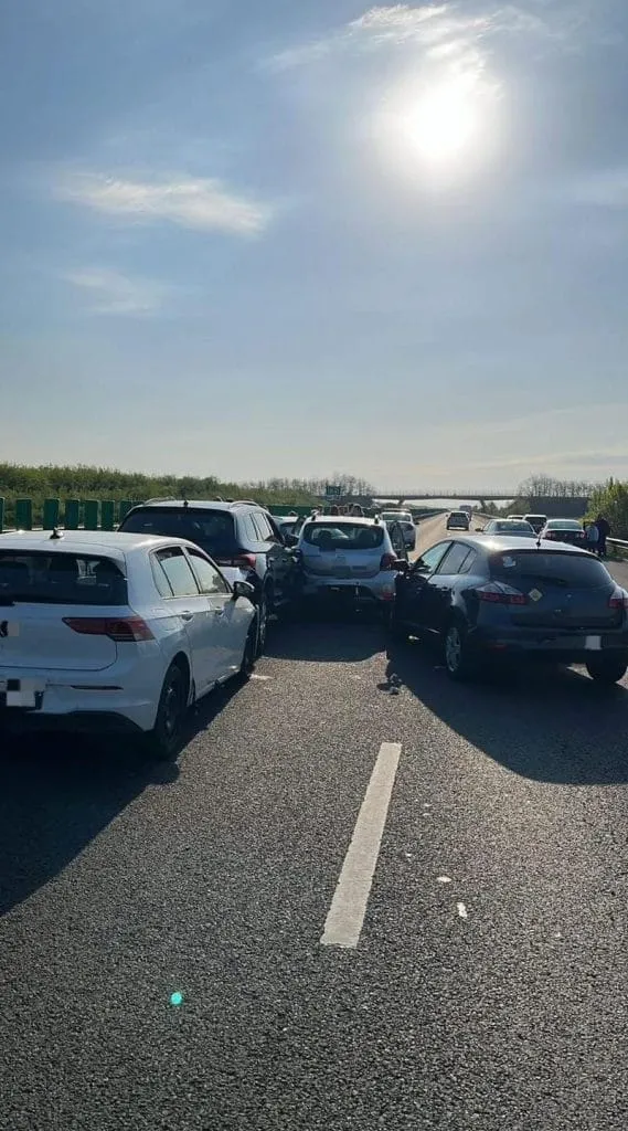 UPDATE: Accident cu 6 mașini pe Autostrada Soarelui – foto 2