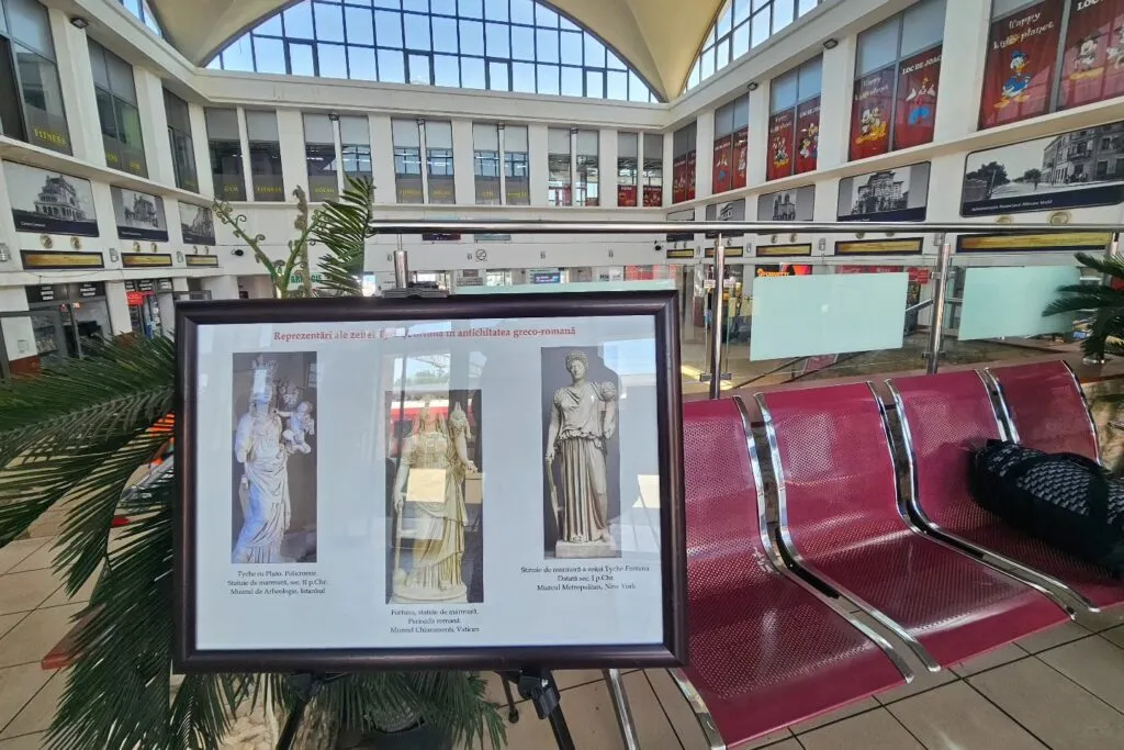 S-a deschis expoziția temporară „La marginea Imperiului. Zeii cetății Tomis” (FOTO) – foto 5