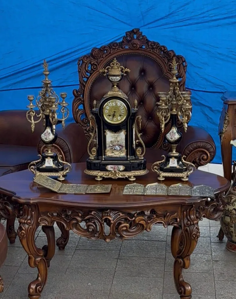 „Antique by the Sea” – un târg al produselor cu poveste, în Piața Ovidiu (FOTO) – foto 3