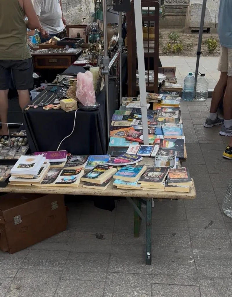 „Antique by the Sea” – un târg al produselor cu poveste, în Piața Ovidiu (FOTO) – foto 4