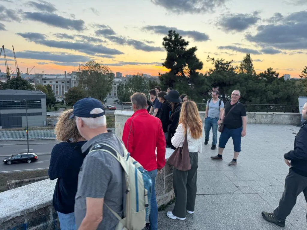 Program dedicat schimbului academic și dialogului științific la Constanța: Studenți străini, vizită la MINAC – foto 3