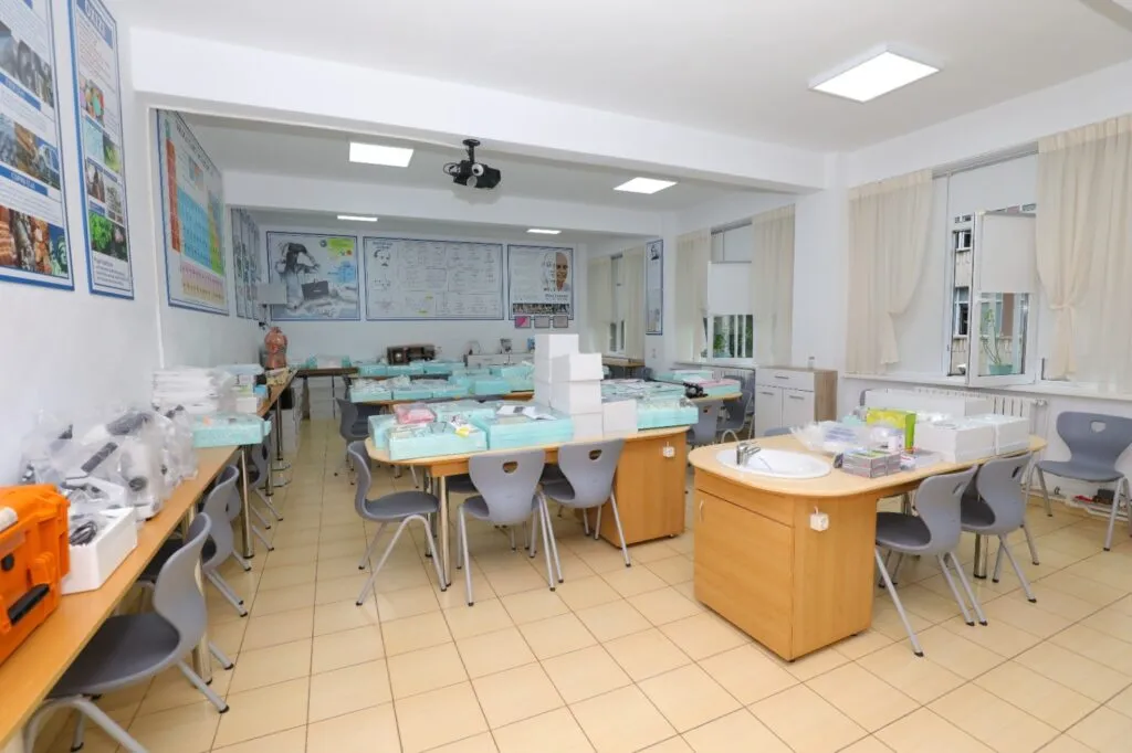 78,8 milioane lei pentru dotarea școlilor din Constanța (FOTO) – foto 2
