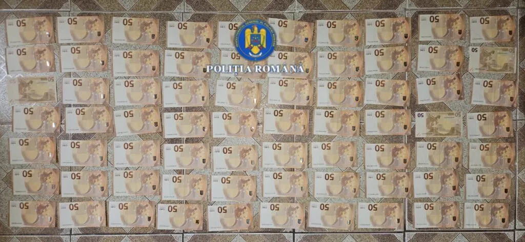 Percheziții la Sulina. Sume importante de bani, ridicate de polițiști – foto 4