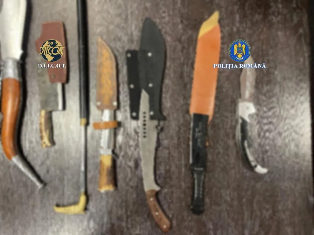 15 persoane reținute și 12 sub control judiciar, după perchezițiile din cadrul operațiunii „Calul troian” – foto 5