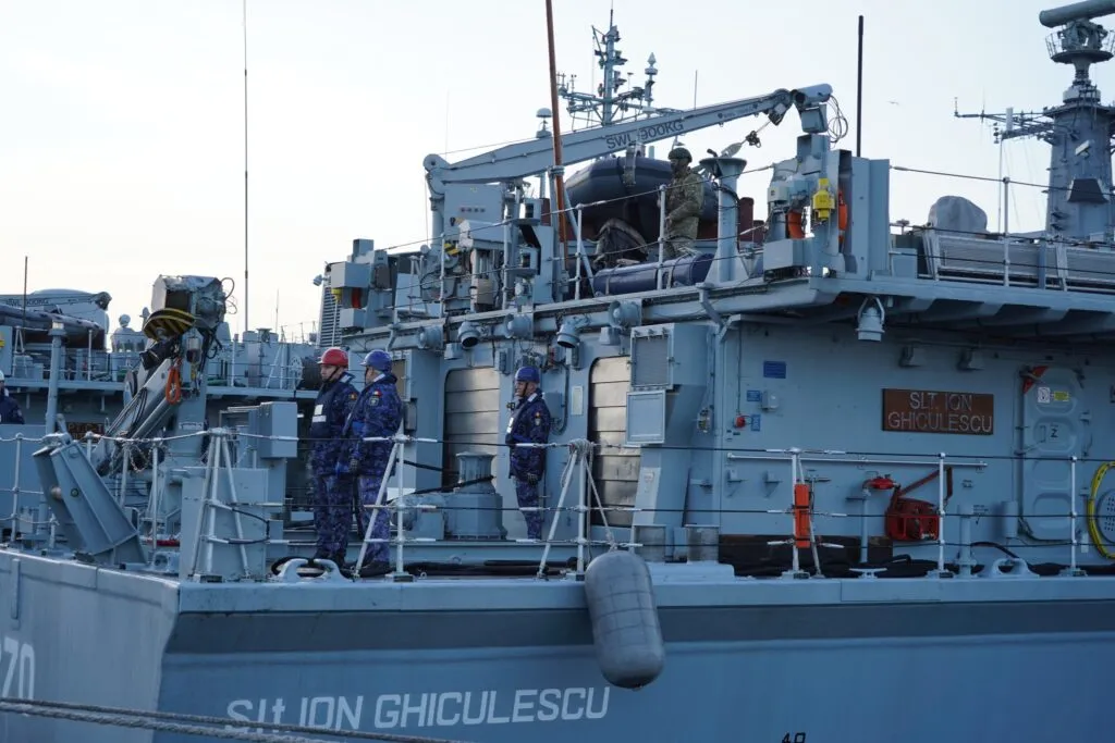 Vânătorul de mine M 270 „Sublocotenent Ion Ghiculescu”, misiune în cadrul Grupului operativ pentru combaterea minelor marine din Marea Neagră – foto 5