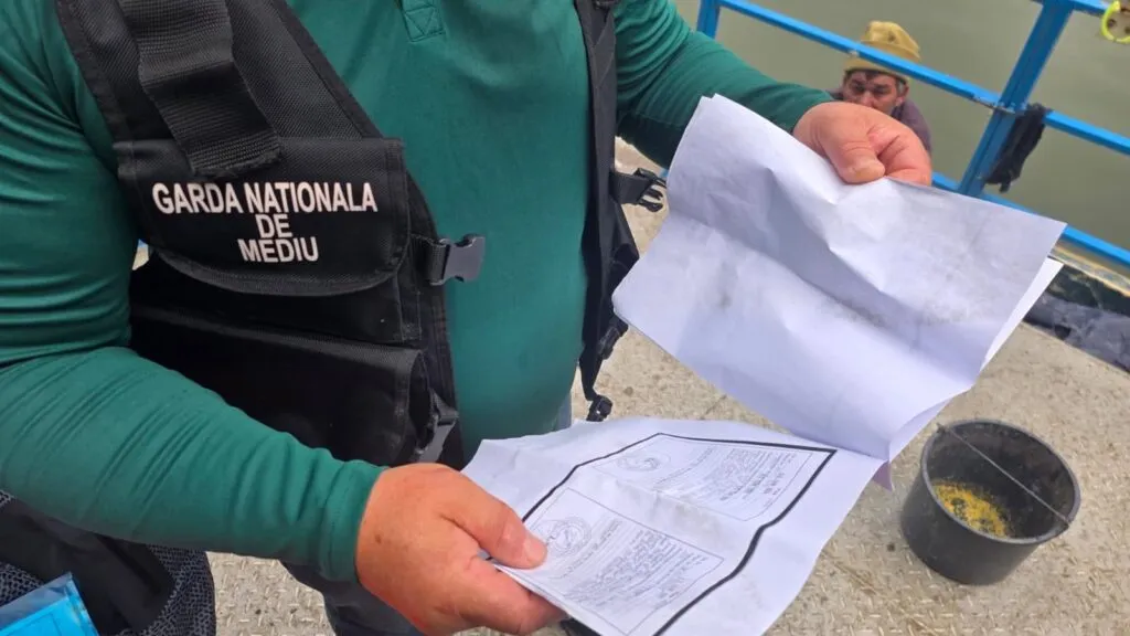 Amenzi de 230.000 de lei, după controale ale inspectorilor de mediu în Delta Dunării – foto 2