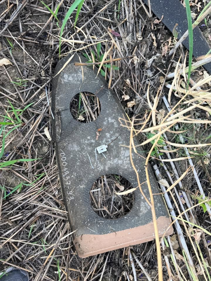 Mobilizare de forțe în județul Tulcea: Dronă cu încărcătură explozivă, găsită într-un lan de rapiță – foto 3