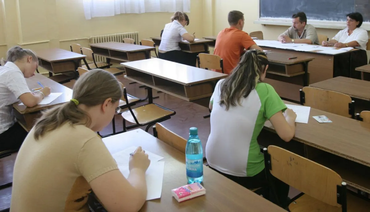 Elevii de liceu vor avea o nouă materie opțională. Ce este „Ora de GIS”
