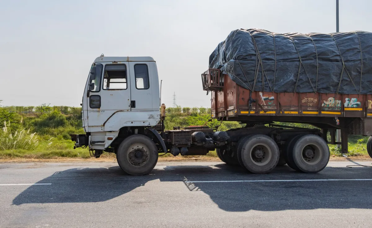 Restricții temporare de circulație pentru autovehiculele de mare tonaj pe raza municipiului Medgidia