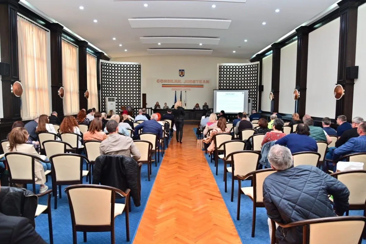 Consilierii locali revin în sală. Prima ședință cu prezență fizică după o lungă perioadă