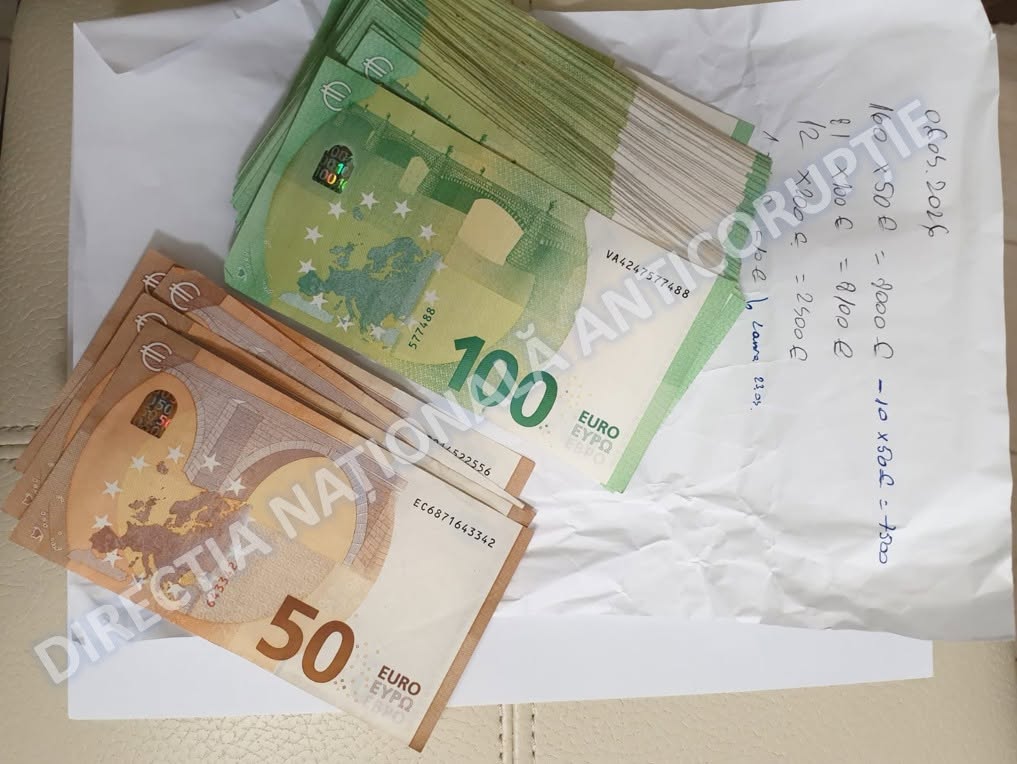 UPDATE: Trei directori din industria de apărare de stat, reținuți de DNA – foto 6