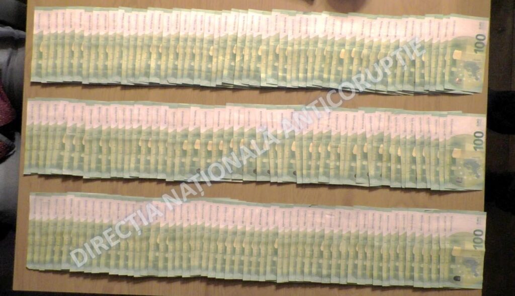 UPDATE: Trei directori din industria de apărare de stat, reținuți de DNA – foto 4