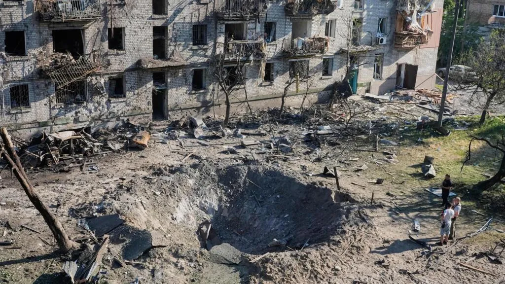 Ucraina decretează zi de doliu național după atacul Rusiei, soldat cu 18 morți și aproape 90 de răniți