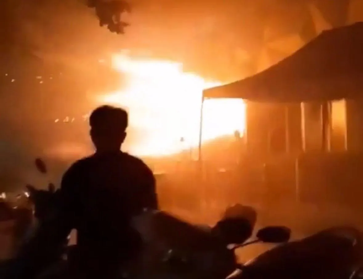 Infern în club, după scenariul Colectiv. Cel puțin 27 de morţi, în urma unui incendiu, într-un bar din Bangkok