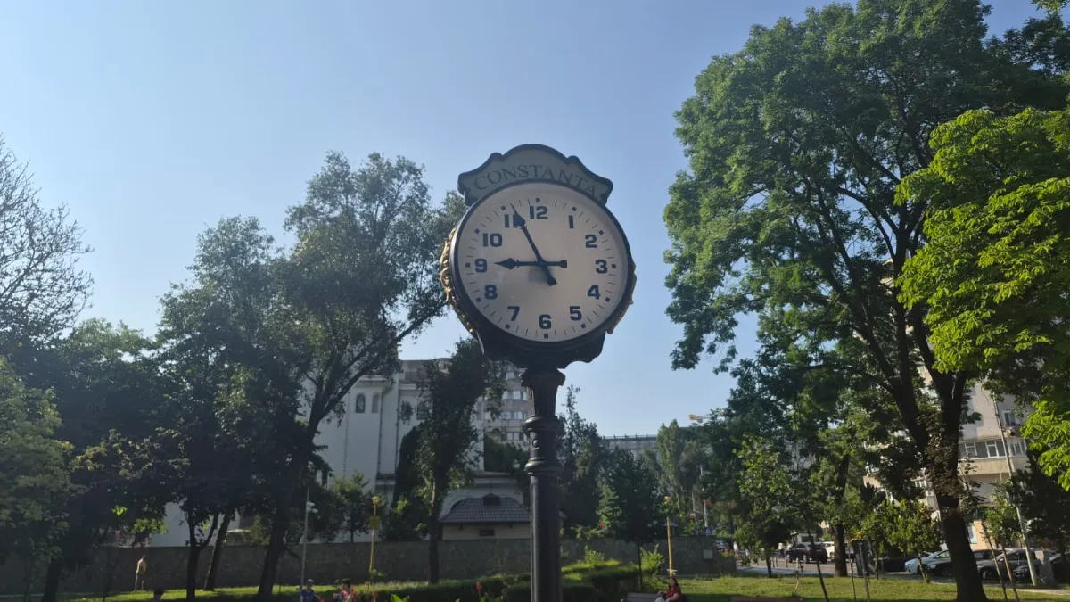 Ceasul din parcul Tomis II funcționează din nou