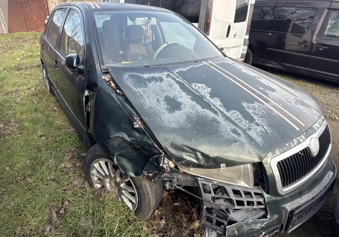 Peste 100 de mașini abandonate sau fără stăpân vor fi ridicate de pe străzile Constanței. Pe listă sunt și 24 de trotinete