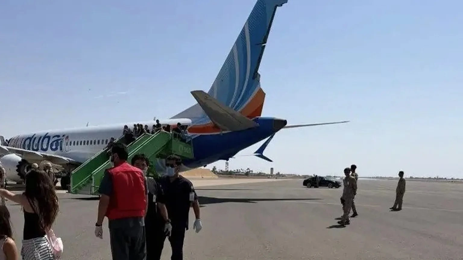 Incident grav la bordul unui avion Flydubai! Un pilot ar fi încercat să prăbușească aeronava plină cu pasageri israelieni