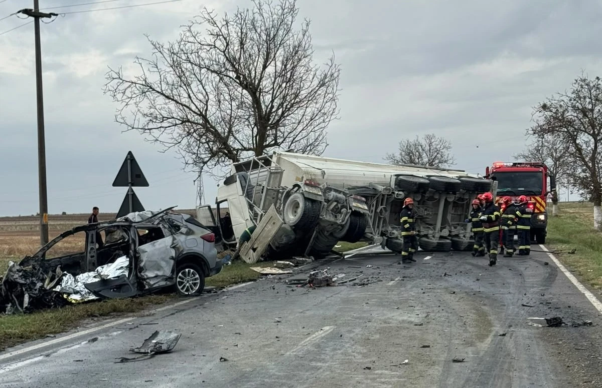 Accident grav pe DN3, între Ciocârlia de Sus și Murfatlar. O persoană a rămas încarcerată