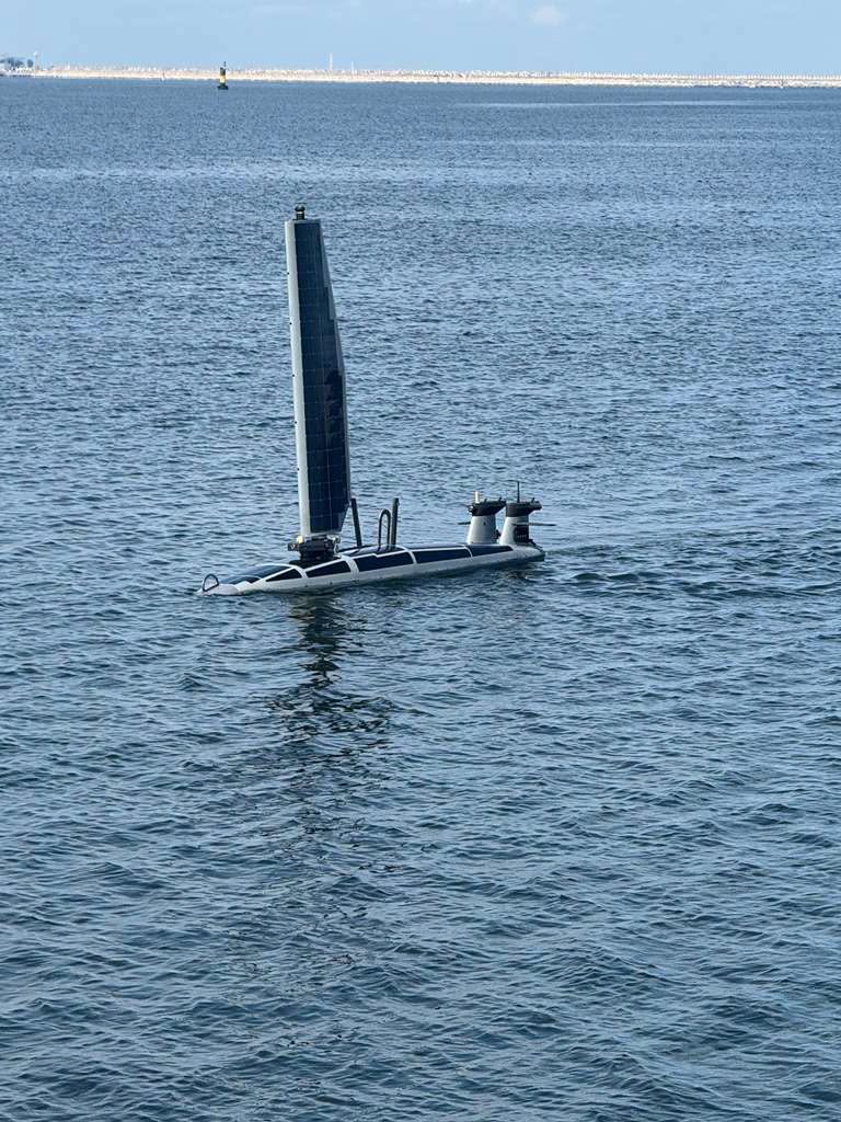Două sisteme autonome specializate în detecția și monitorizarea dronelor maritime vor fi funcționale în Portul Constanța – foto 2