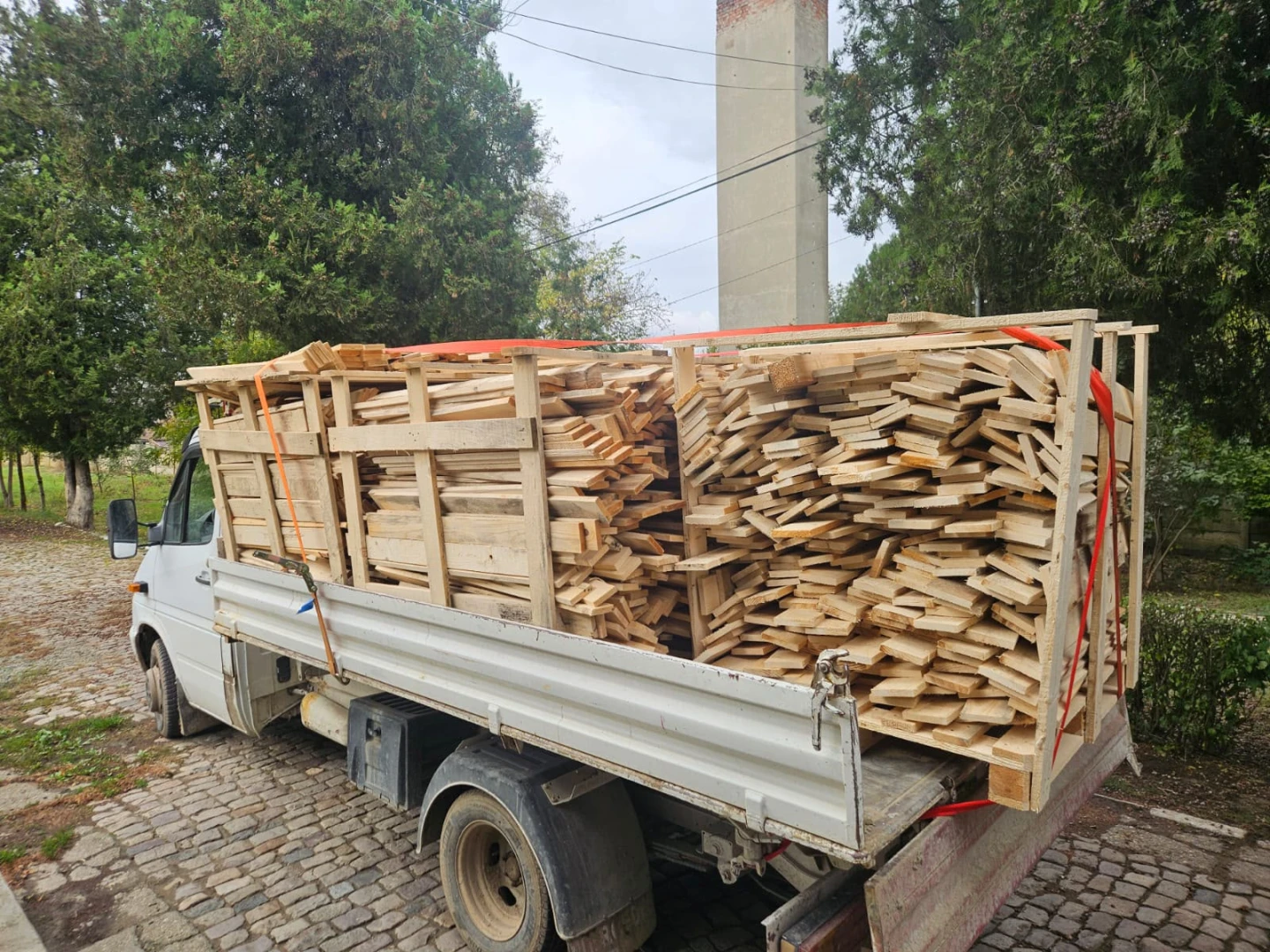 Transport ilegal de cherestea, depistat de jandarmi în Medgidia