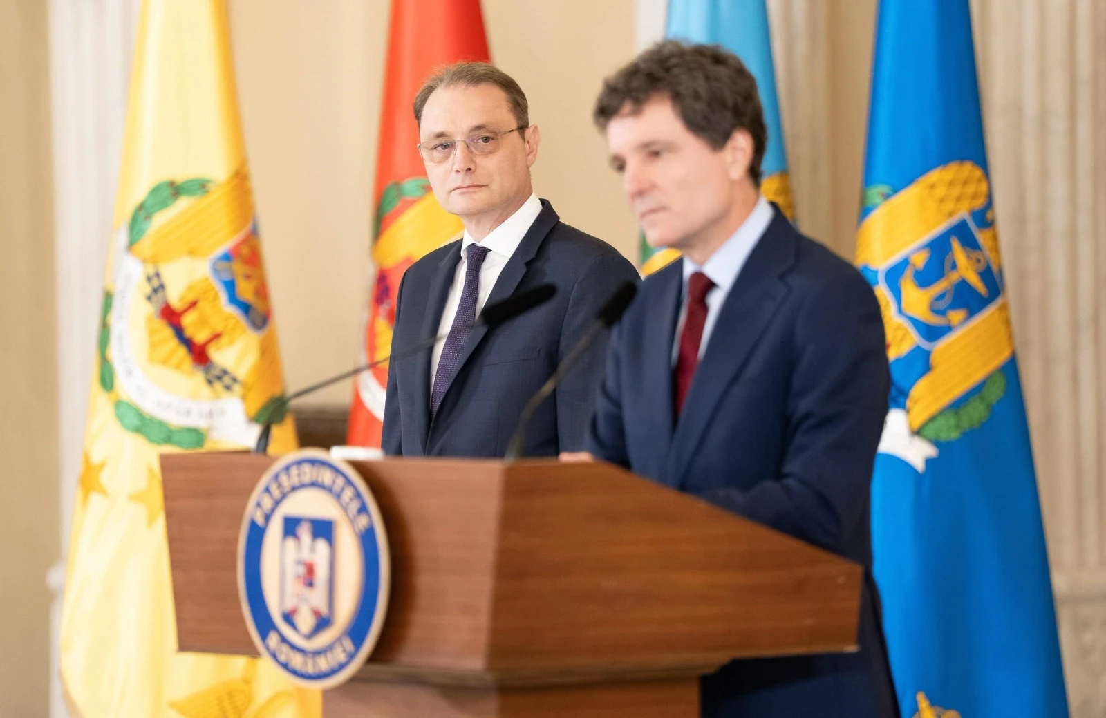 Prima întâlnire dintre Niculescu şi reprezentanţii PSD va avea loc cel mai probabil joi (surse)