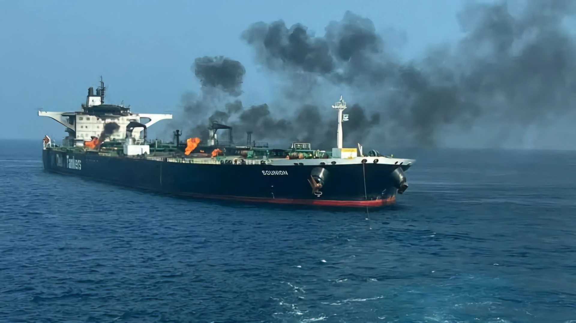 UPDATE: O nouă alertă în Marea Neagră: Două nave, lovite de drone în zona economică exclusivă a Bulgariei