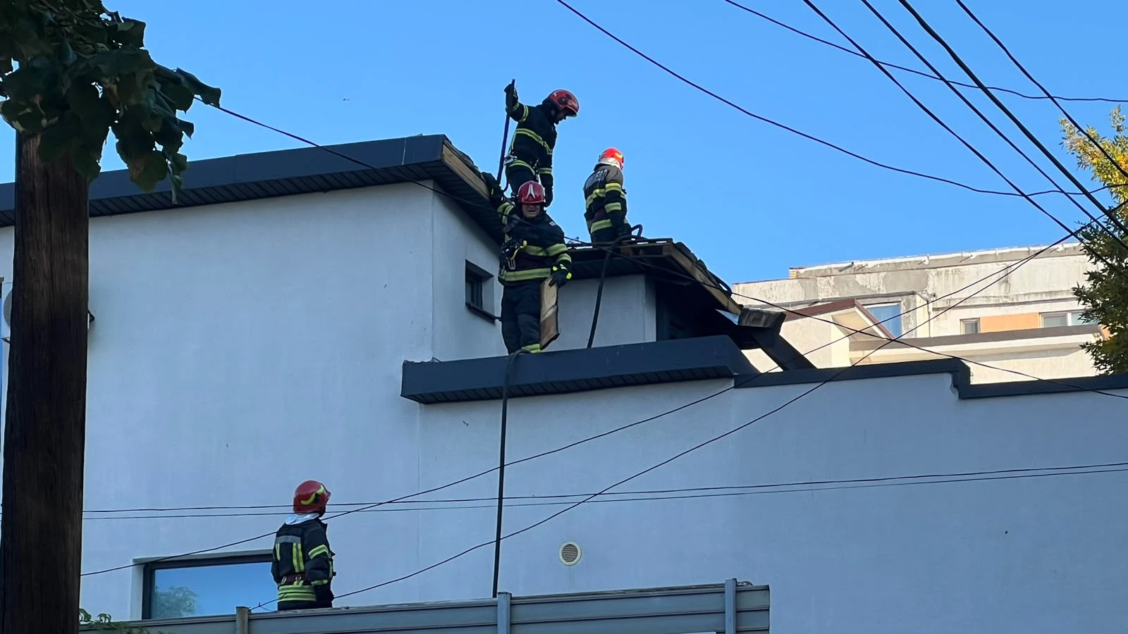 UPDATE: Incendiu la o casă în Constanța – foto 2