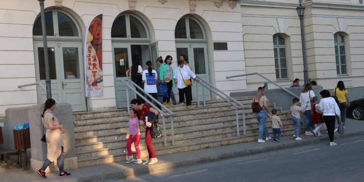 Sursa foto: Facebook - Muzeul de Artă și Casa Avramide Tulcea