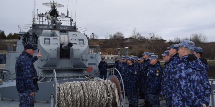 Sursa foto: Facebook - Şcoala Militară de Maiştri Militari a Forţelor Navale