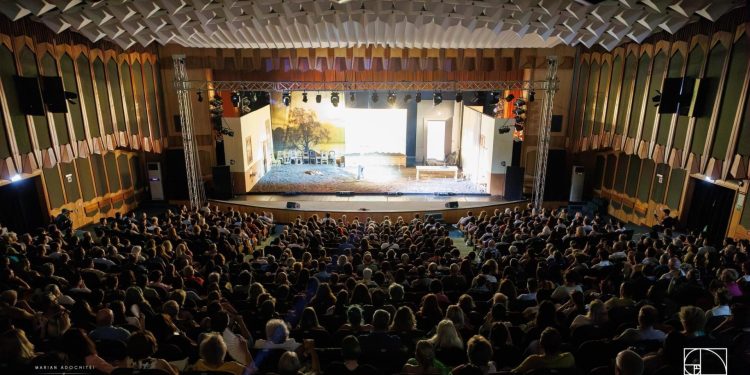 Sursa foto: Facebook - Teatrul de Stat Constanţa