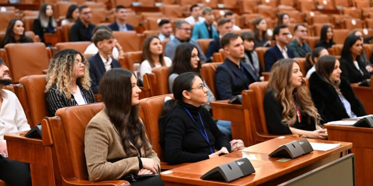 Sursa foto: Facebook - Parlamentul României - Camera Deputaților