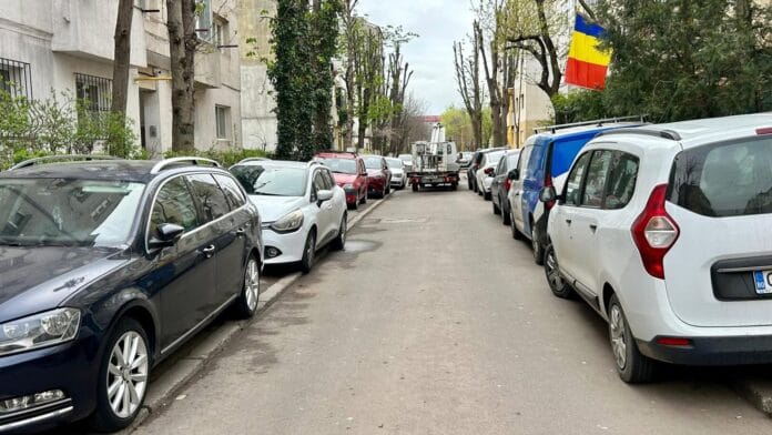 6FC50FEF-44D6-4D50-9676-5DCABCCC65E9