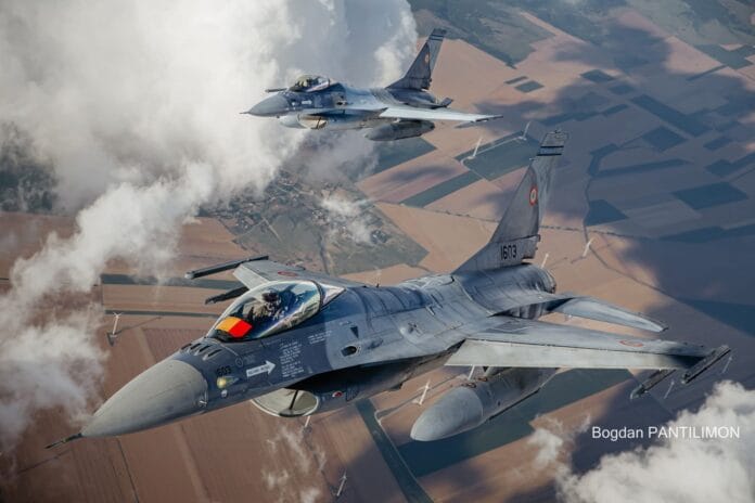 D19448F4-B00C-40C4-8A2E-230F0FE733CA