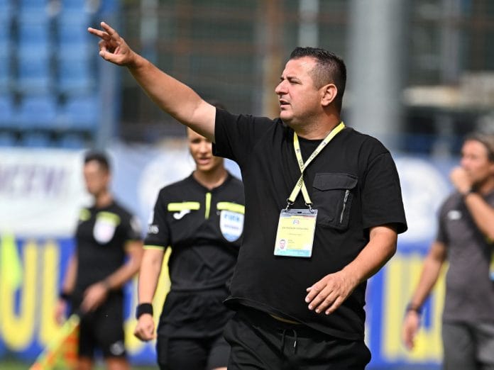 Ianis-Zicu-oferta-bomba-din-Superliga-Fosta-campioana-a-Romaniei-ar-fi-negociat-pentru-a-fi-noul-antrenor-principal-al-echipei